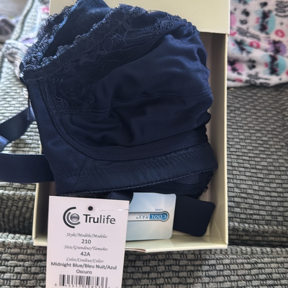 Trulife Barbara 210 Lace Accent Soft Cup bra wire free, pocketed Bra 42A MidBlue